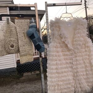 4Piece Deal-Vest•New Carhartt Socks•Handmade Hat/Scarf